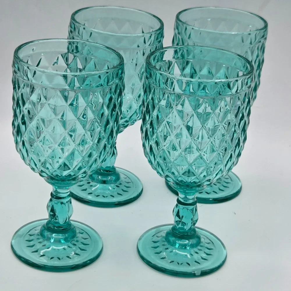 Pier 1 Diamond Cut Turquois Blue Goblet Glasses Lot of 4 DISCONTINUED‎